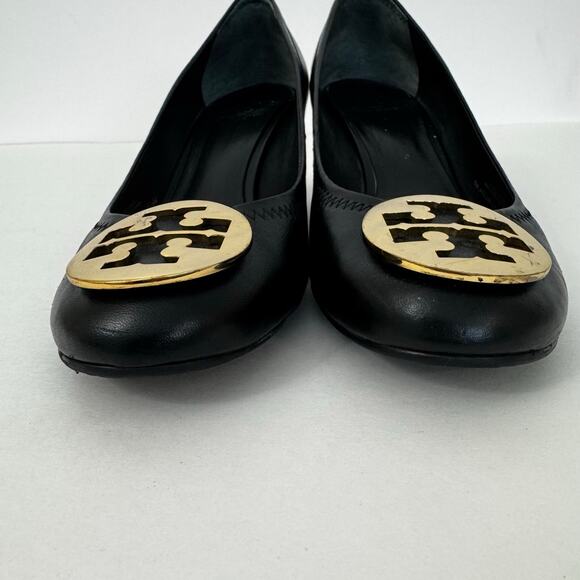 Tory Burch Sally Leather Wedge Pumps Shoes Black Metal Double T Logo 9.5M - Picture 5 of 15